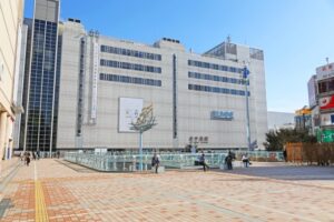 足立区で喪服レンタルできる店は？周辺店舗・急ぎで使える配送サービス