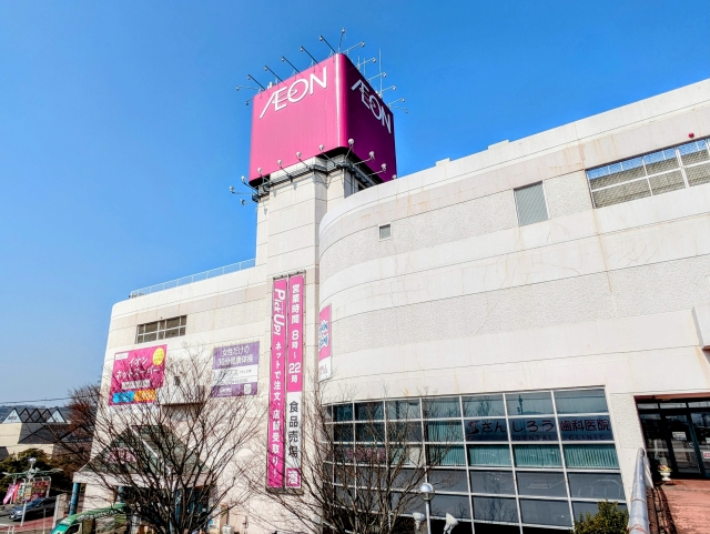 喪服が安い店はどこ？店舗・通販・レンタルの費用や選び方を紹介